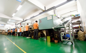 導致雙色模具注塑加工開(kāi)裂的因素有哪些?